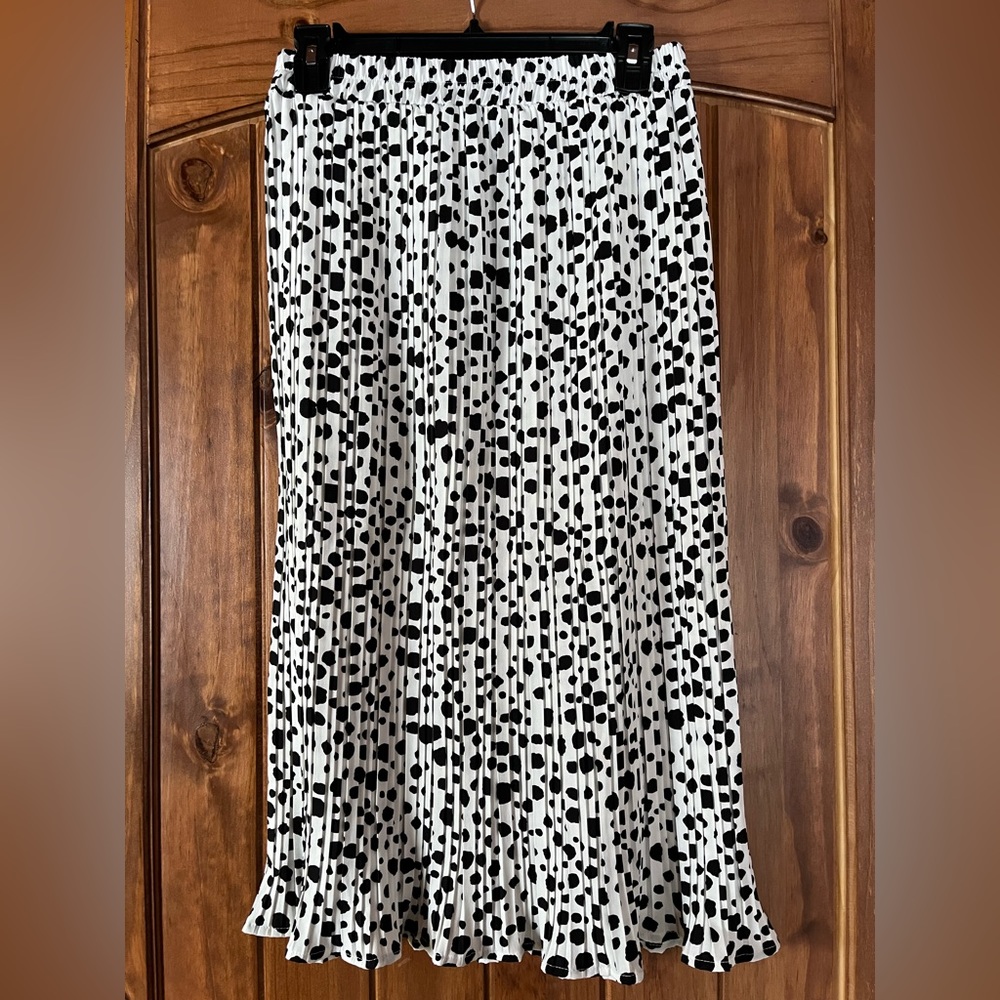 Sweet Rain brand broom skirt. Ladies Size M